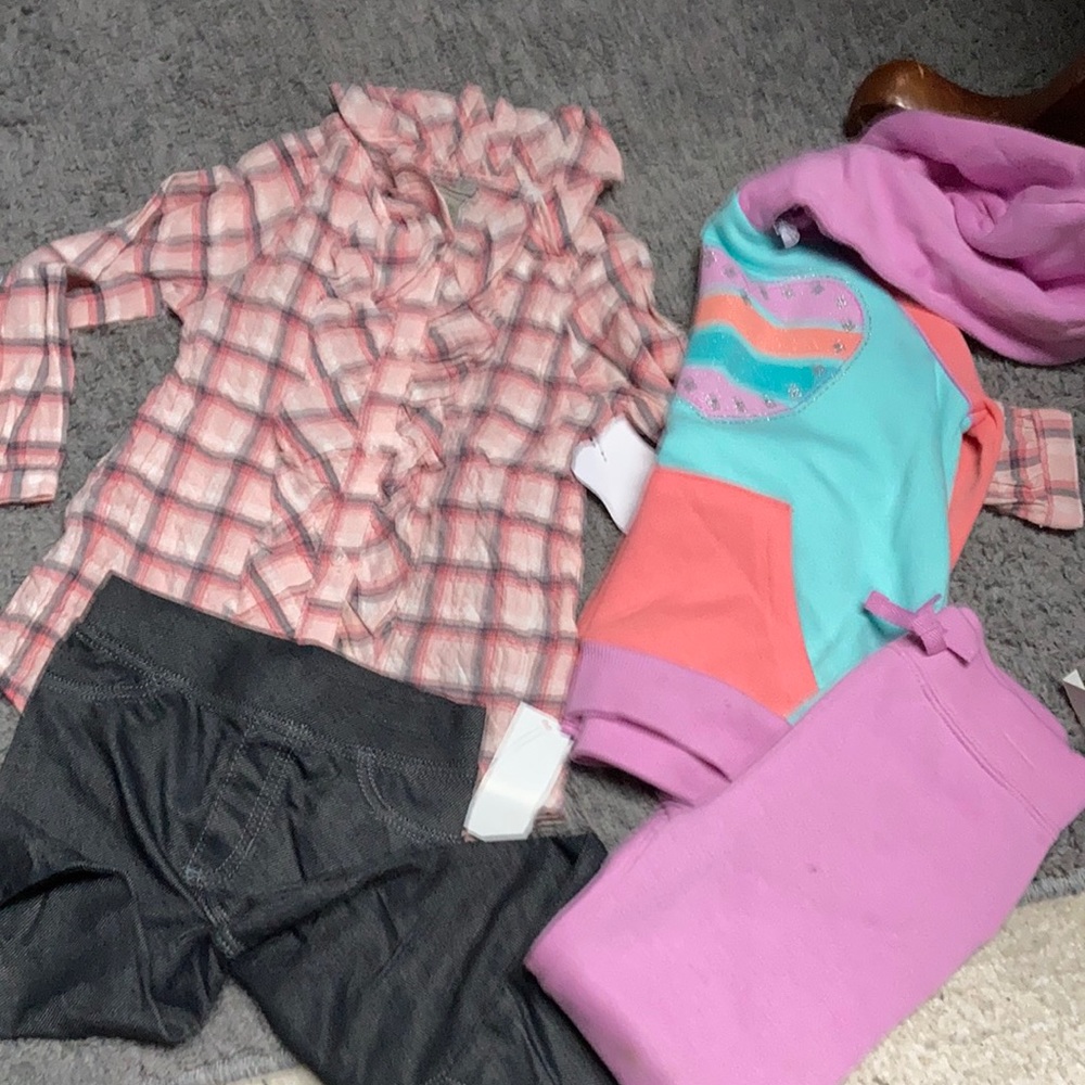 NWT Calvin Klein and Kids Head quarters Bundle. Girls size 4t